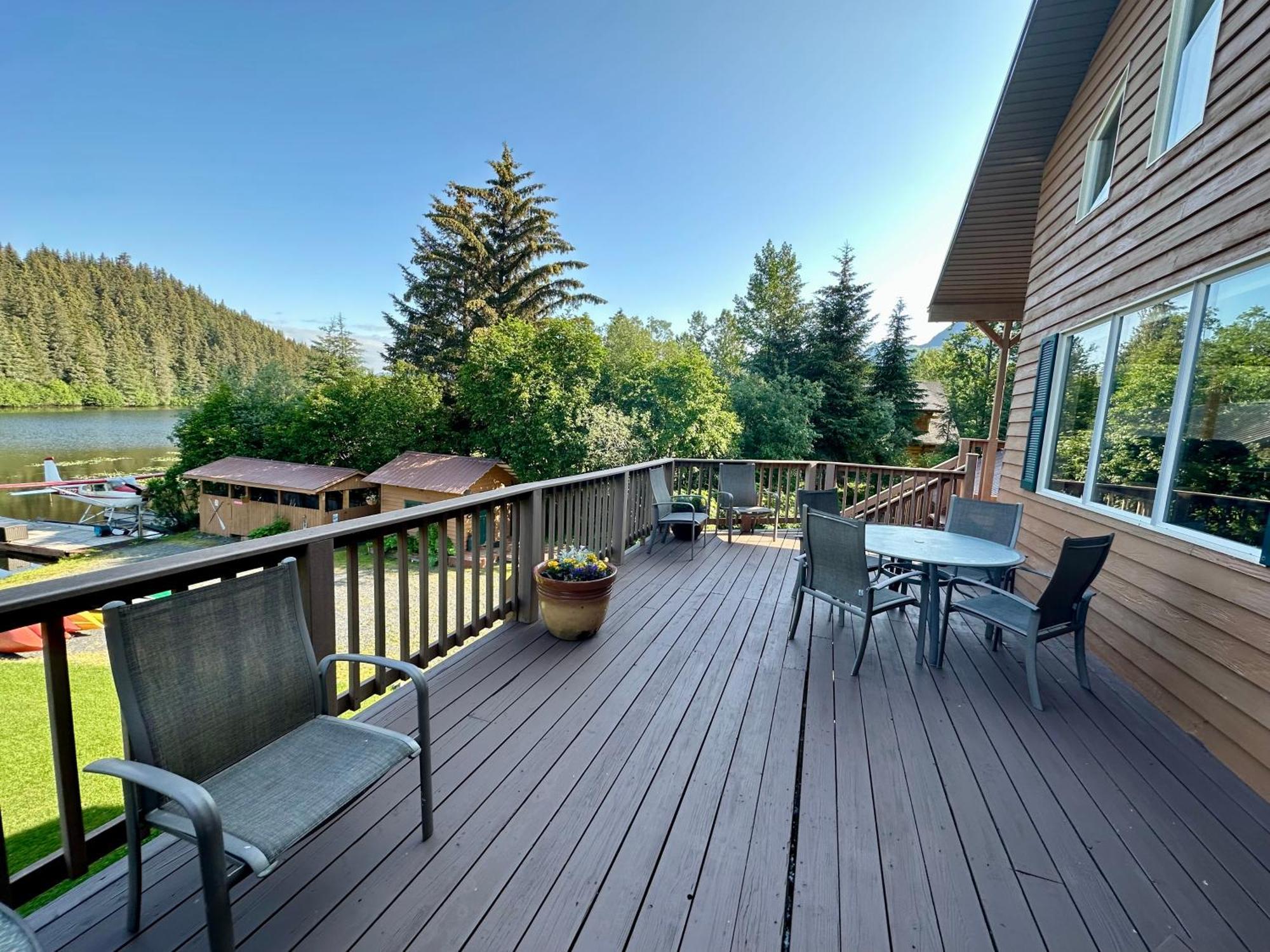 Bear Lake Lodgings B&B, Inc スワード エクステリア 写真