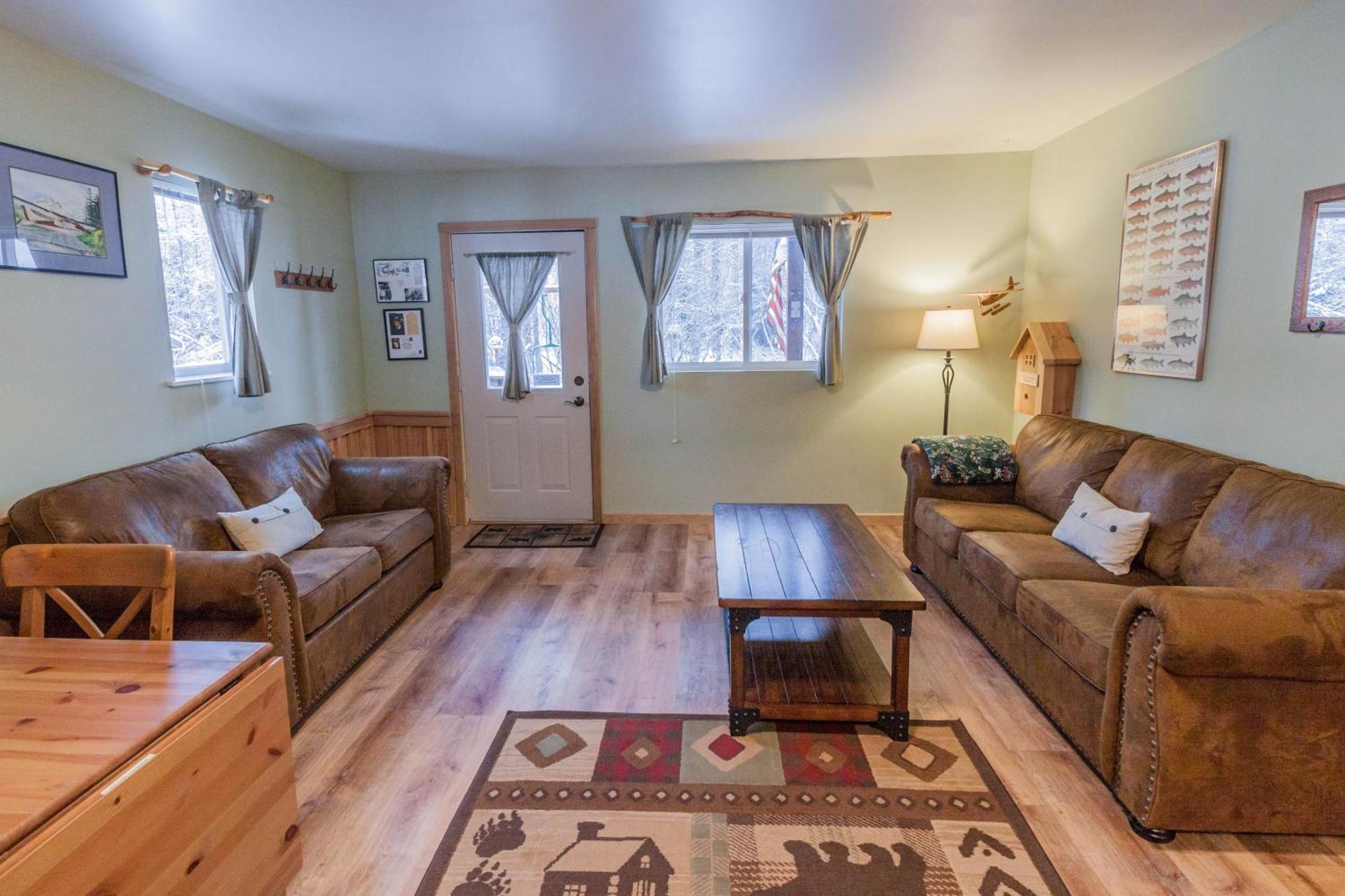 Bear Lake Lodgings B&B, Inc スワード エクステリア 写真