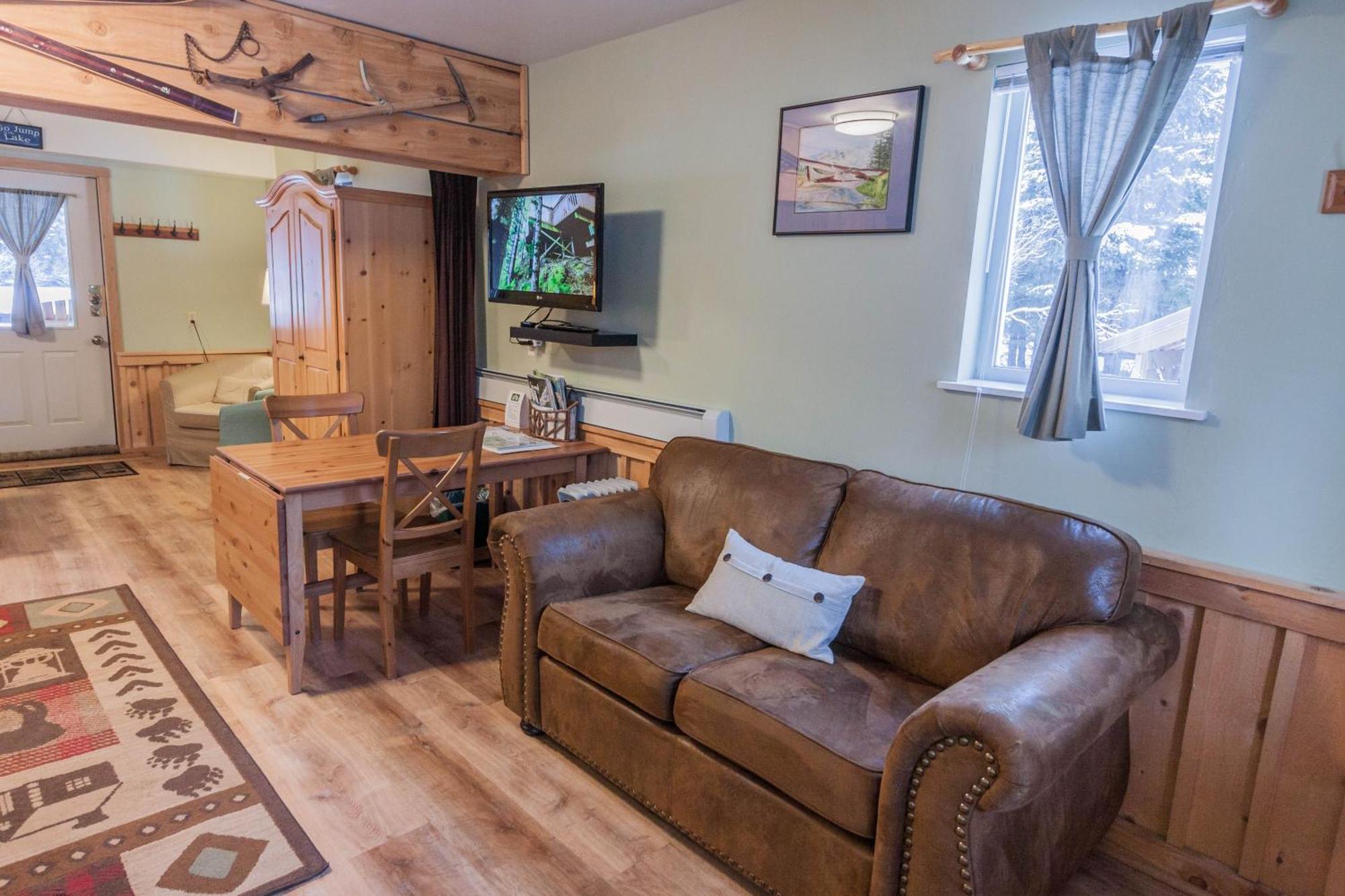 Bear Lake Lodgings B&B, Inc スワード エクステリア 写真