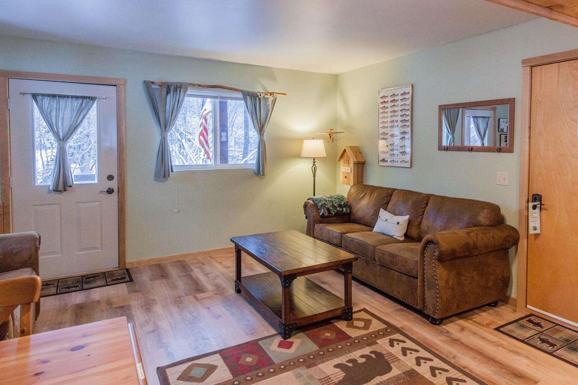 Bear Lake Lodgings B&B, Inc スワード エクステリア 写真