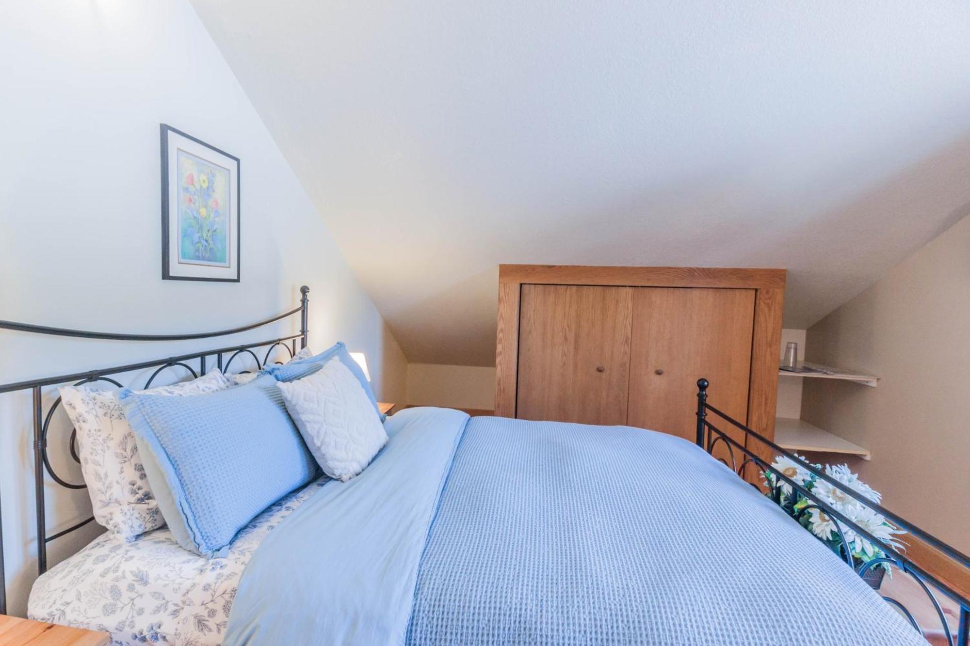 Bear Lake Lodgings B&B, Inc スワード エクステリア 写真
