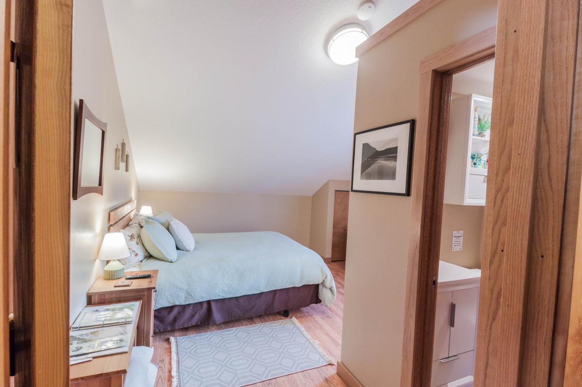 Bear Lake Lodgings B&B, Inc スワード エクステリア 写真