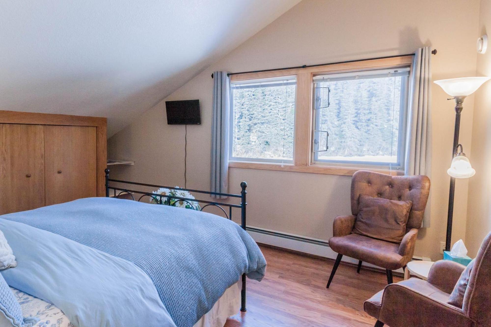 Bear Lake Lodgings B&B, Inc スワード エクステリア 写真